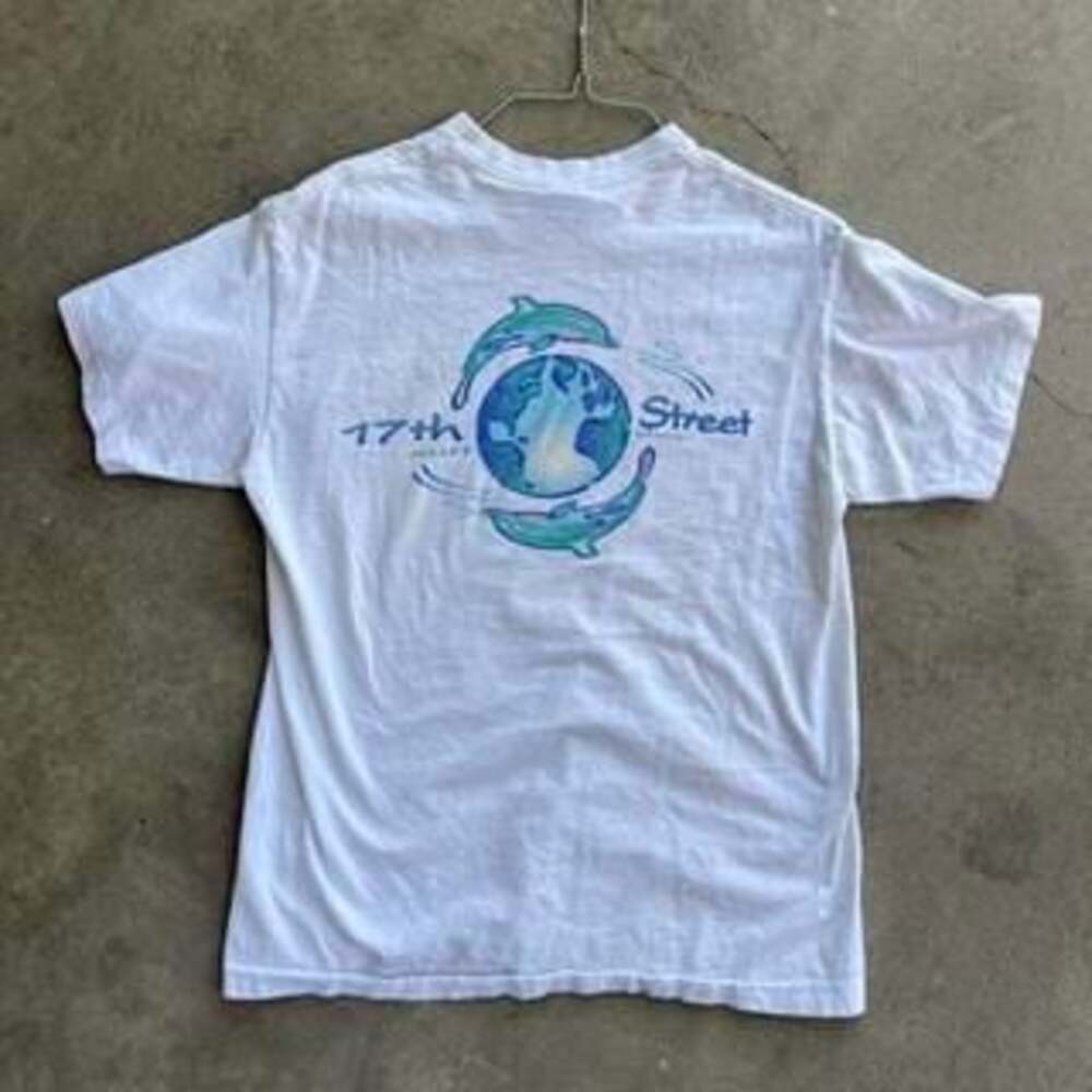 Vintage 90s 17th Street Dolphin Single Stitch Surf Shop Made in USA Tee